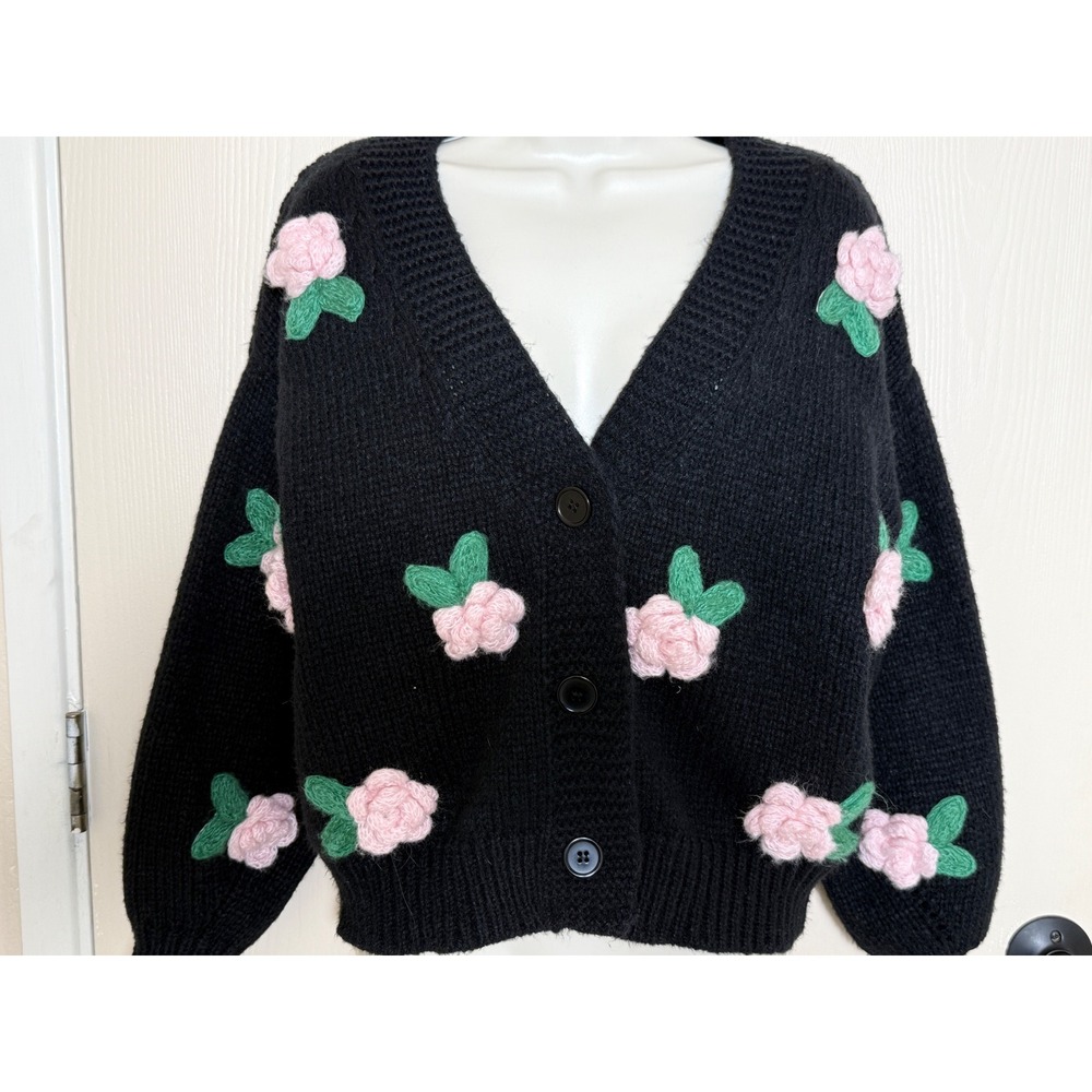 Womens Cardigan Black Size S Applique Crochet 3D Pink Rose Grannycore Cottagecor - Picture 14 of 14